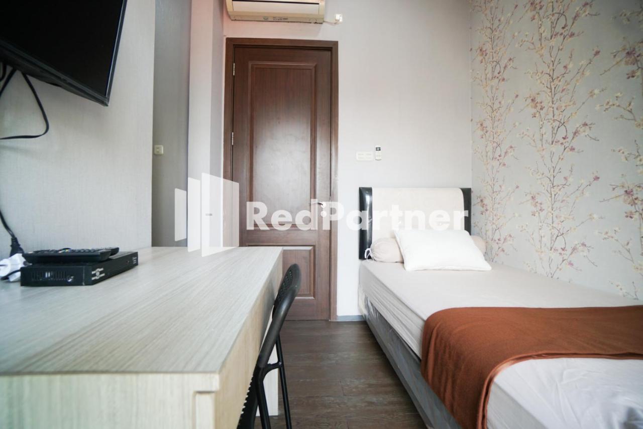 Toba Mansion Syariah Near Benhil Redpartner Hotel Jakarta Exterior photo