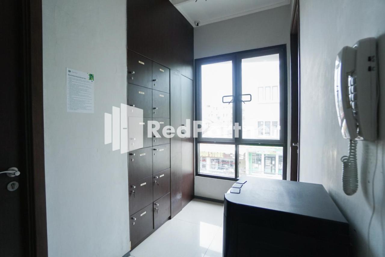 Toba Mansion Syariah Near Benhil Redpartner Hotel Jakarta Exterior photo