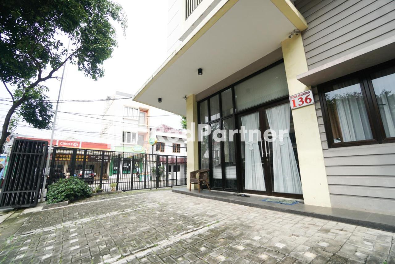 Toba Mansion Syariah Near Benhil Redpartner Hotel Jakarta Exterior photo