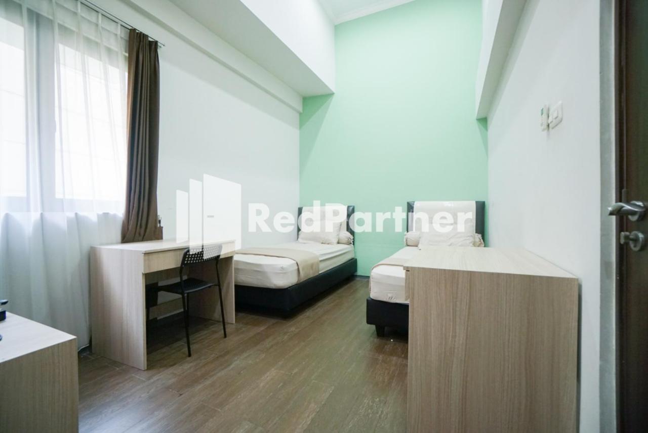 Toba Mansion Syariah Near Benhil Redpartner Hotel Jakarta Exterior photo